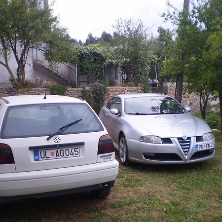 Apartment Vuk I Novak Ulcinj Exterior foto