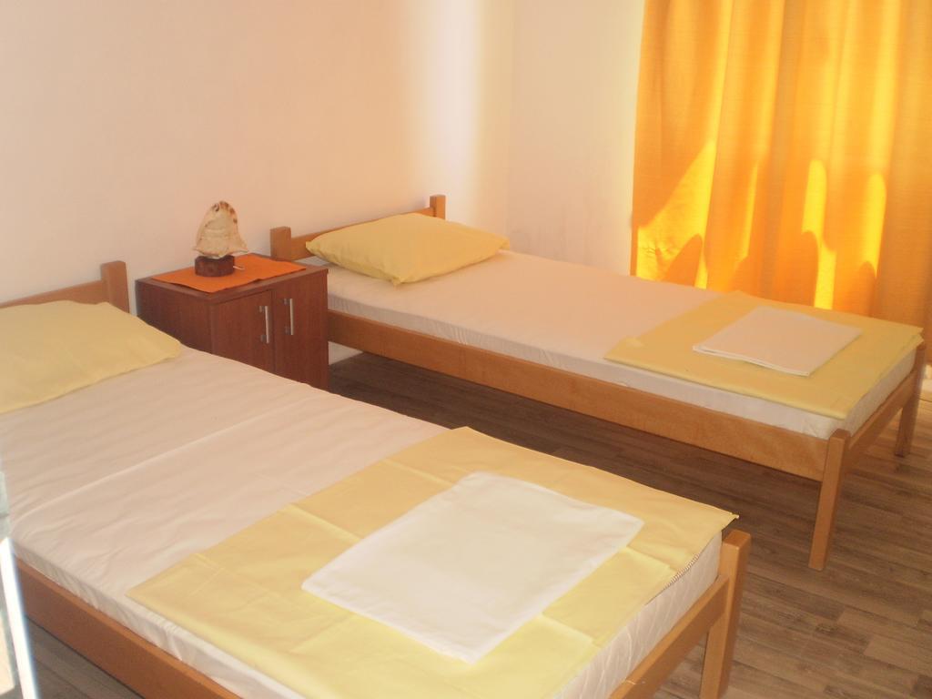 Apartment Vuk I Novak Ulcinj Cameră foto