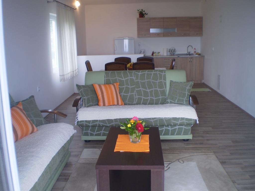 Apartment Vuk I Novak Ulcinj Exterior foto